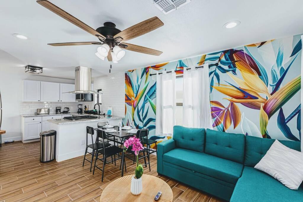 Phoenix Retreat - 2 Bedroom Home With King-Size Bed - 3 Smart Tvs - 10 Min From Airp - Unit A מראה חיצוני תמונה